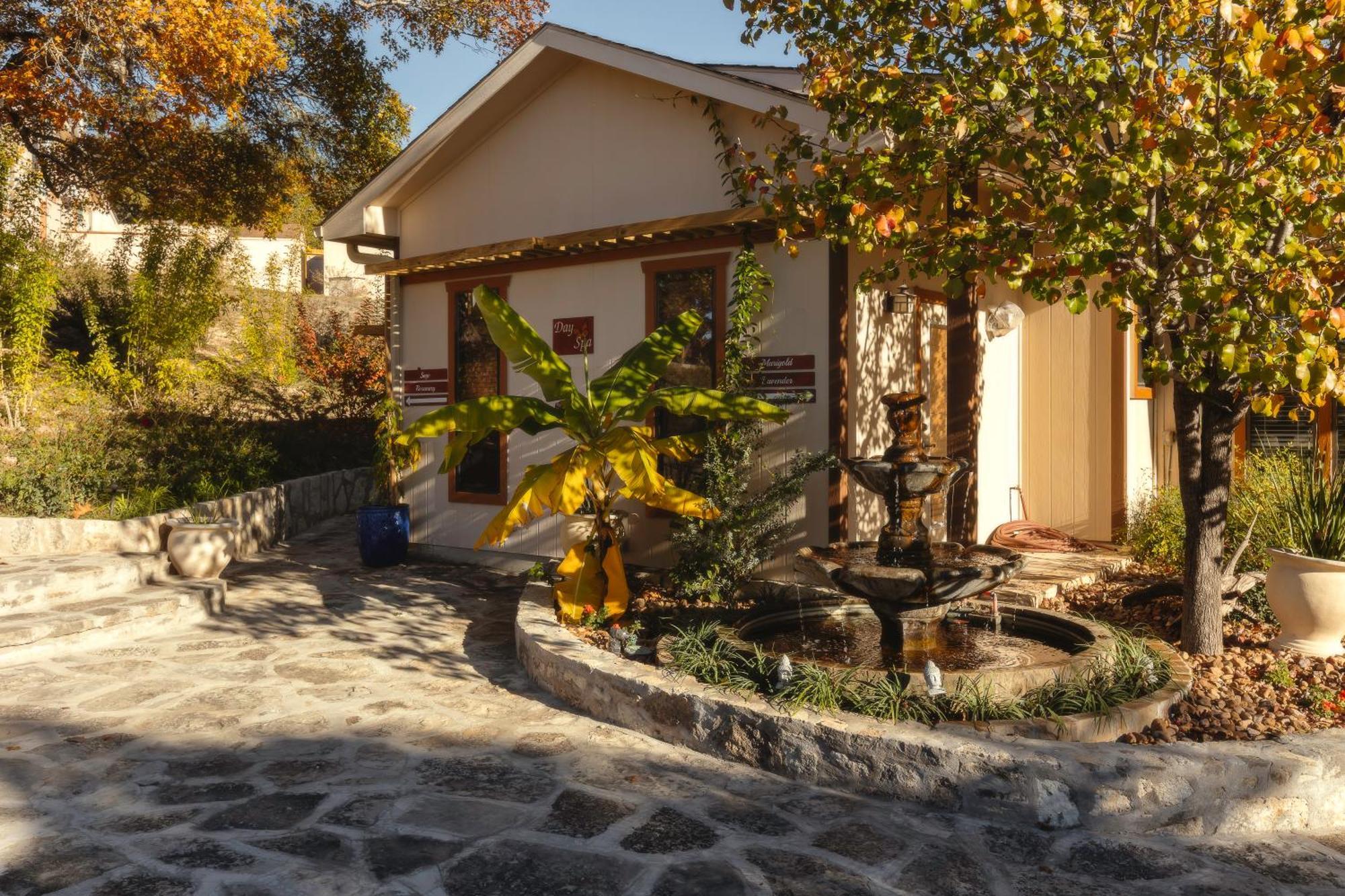 Blair House Inn And Spa Уимбърли Екстериор снимка