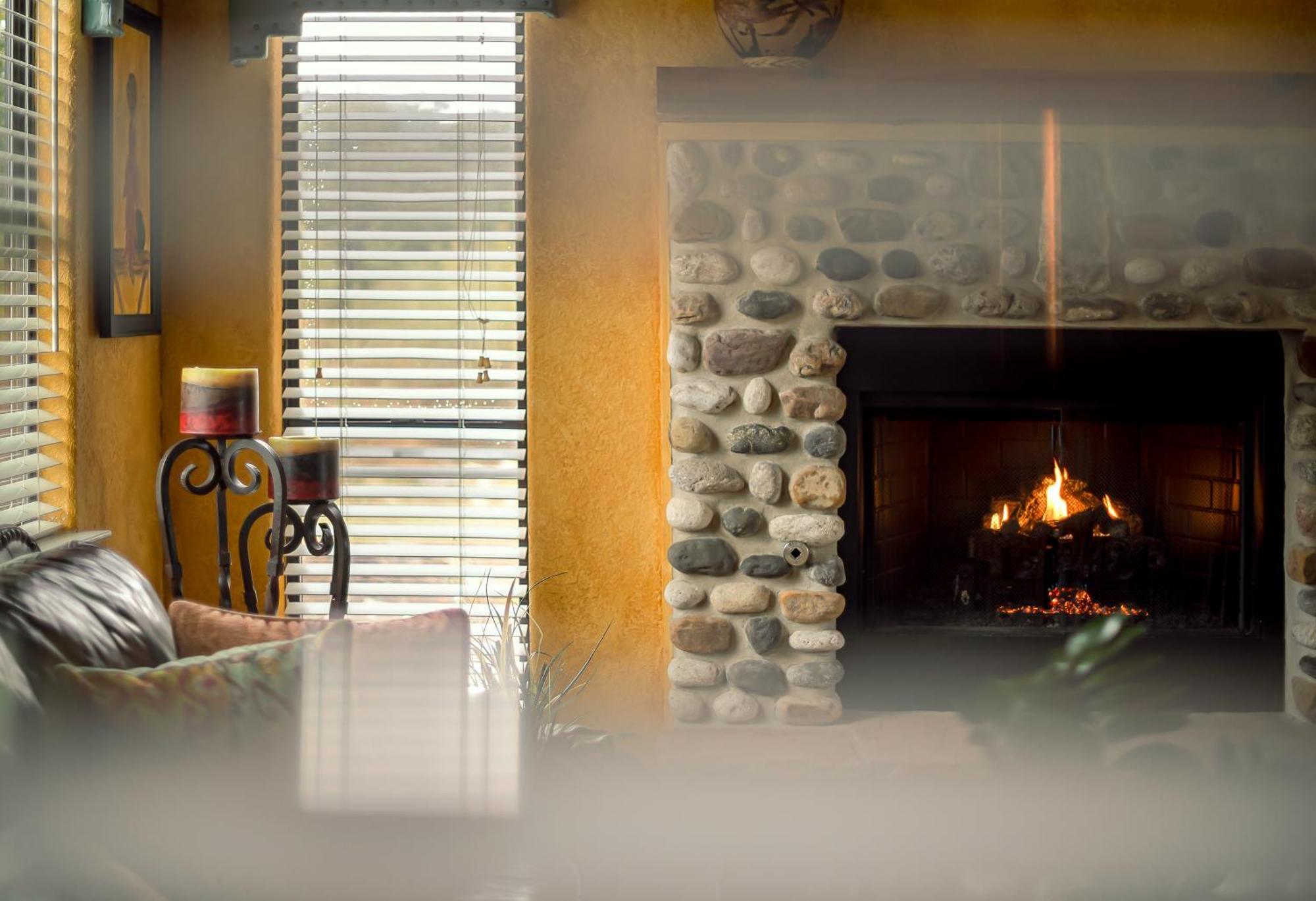 Blair House Inn And Spa Уимбърли Стая снимка